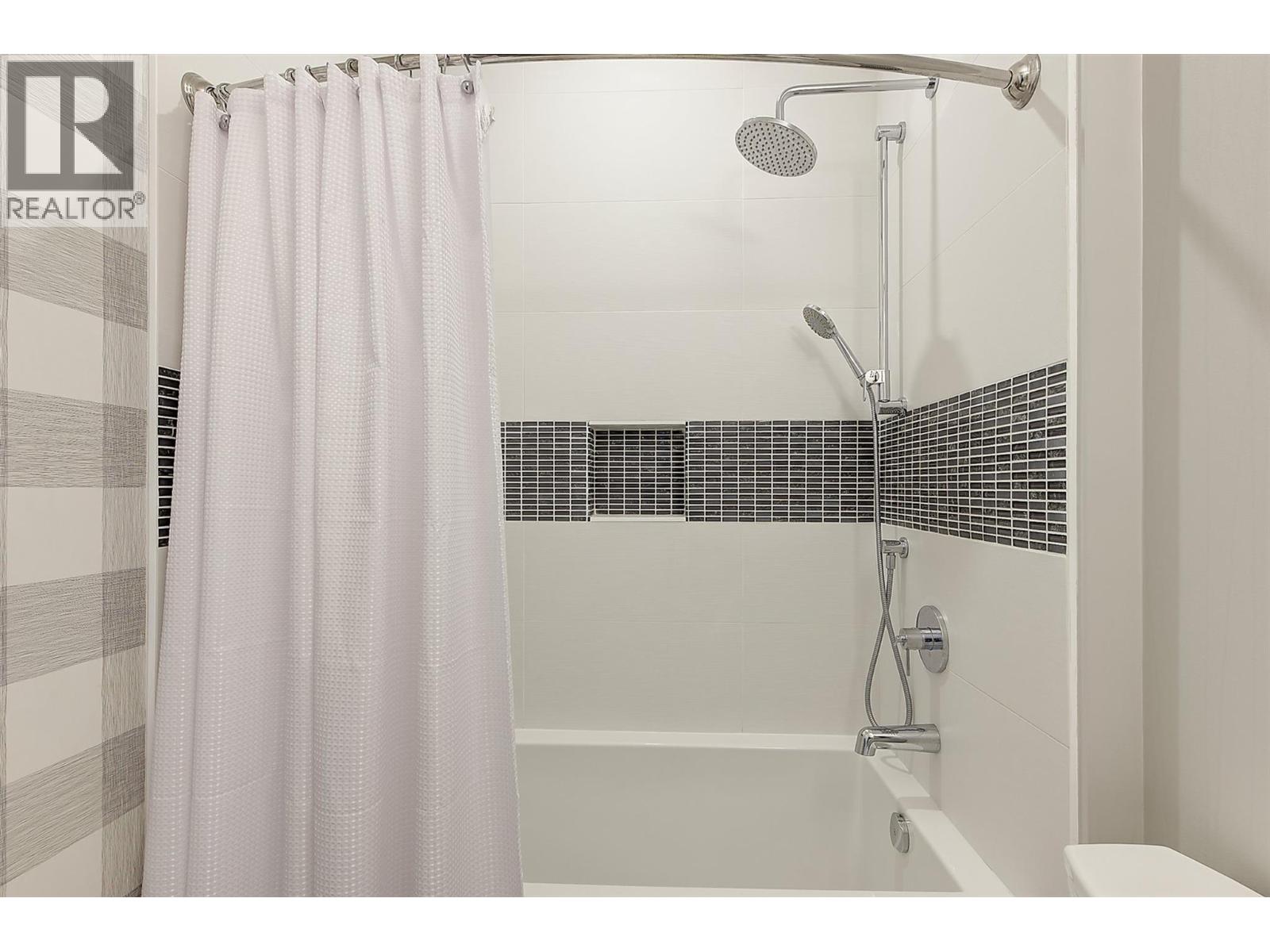 98 Red Sky Court, Kelowna, British Columbia  V1V 3G4 - Photo 56 - 10385633