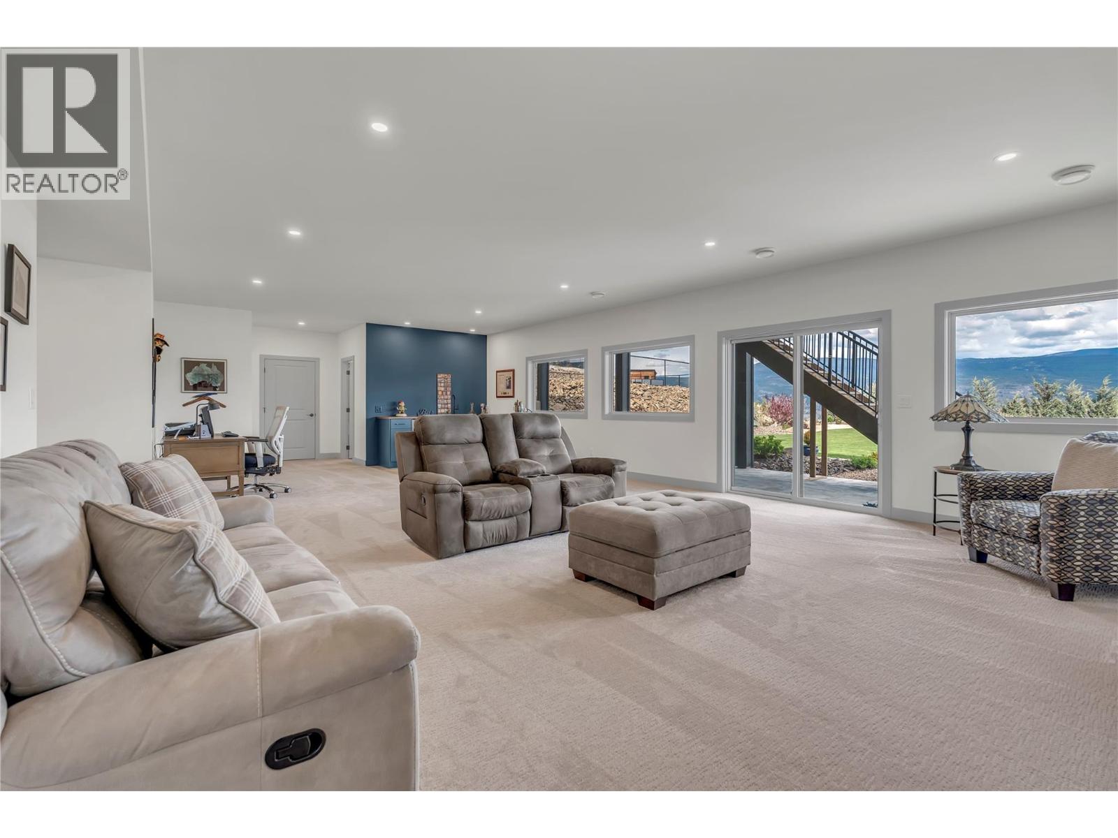 17439 Sanborn Street, Summerland, British Columbia  V0H 1Z3 - Photo 10 - 10385779