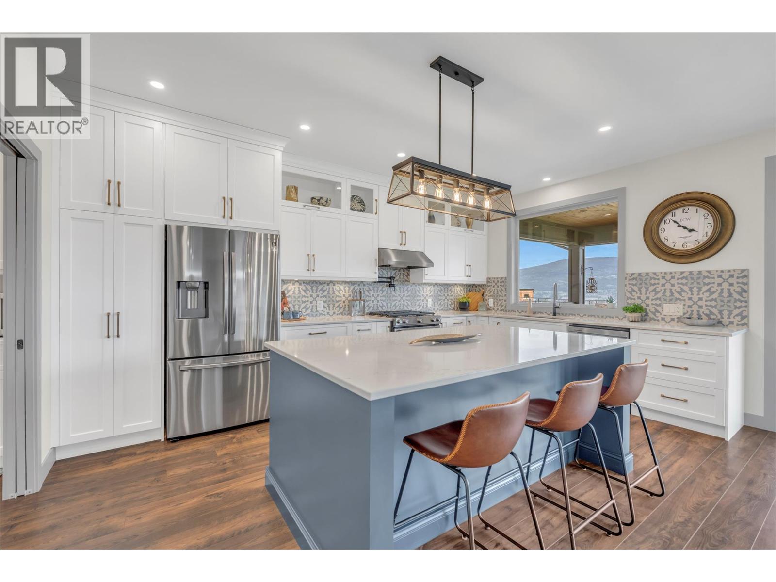 17439 Sanborn Street, Summerland, British Columbia  V0H 1Z3 - Photo 4 - 10385779