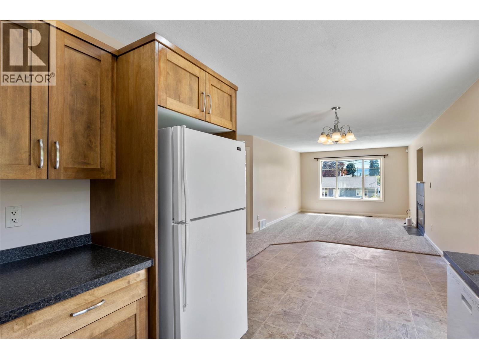 872 Kitamoto Road, Kamloops, British Columbia  V2B 6H6 - Photo 19 - 10385748