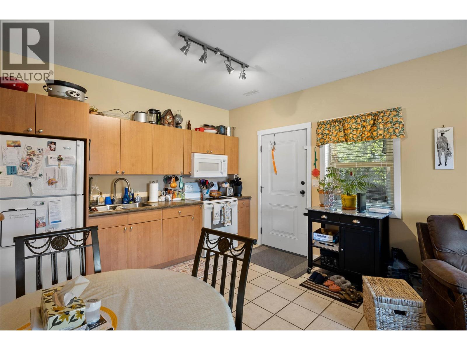872 Kitamoto Road, Kamloops, British Columbia  V2B 6H6 - Photo 31 - 10385748