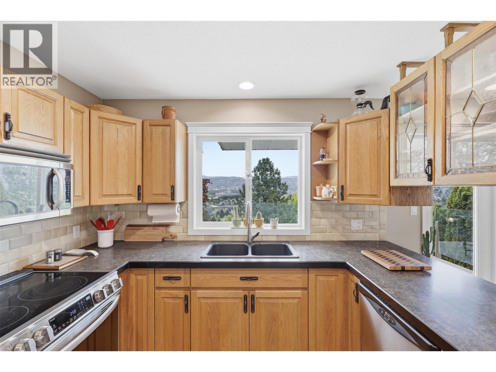 865 Norview Road, Kamloops, British Columbia  V2B 7X3 - Photo 16 - 10385702