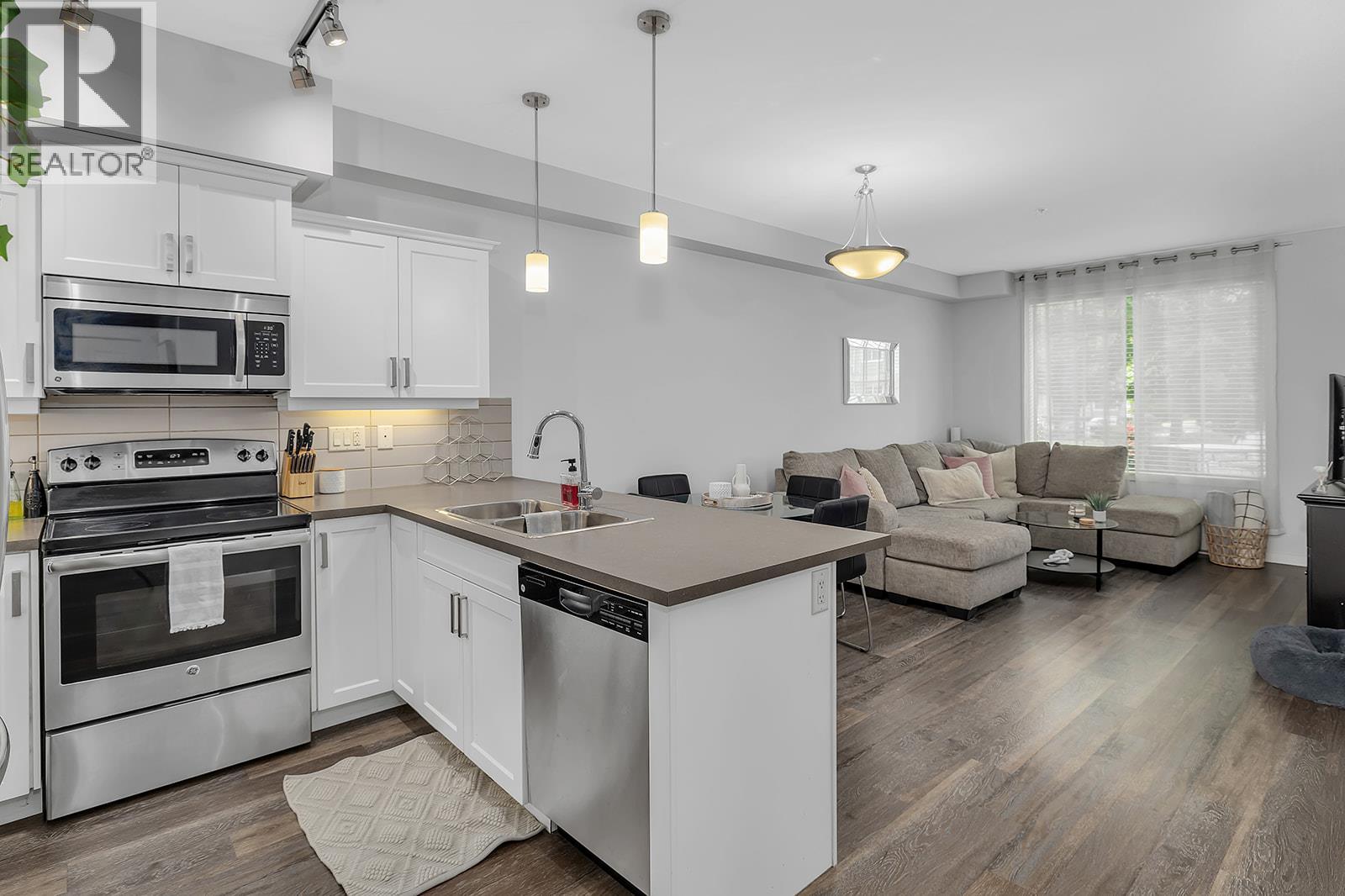 3731 Casorso Road Unit# 118, Kelowna, British Columbia  V1W 5E9 - Photo 2 - 10385527