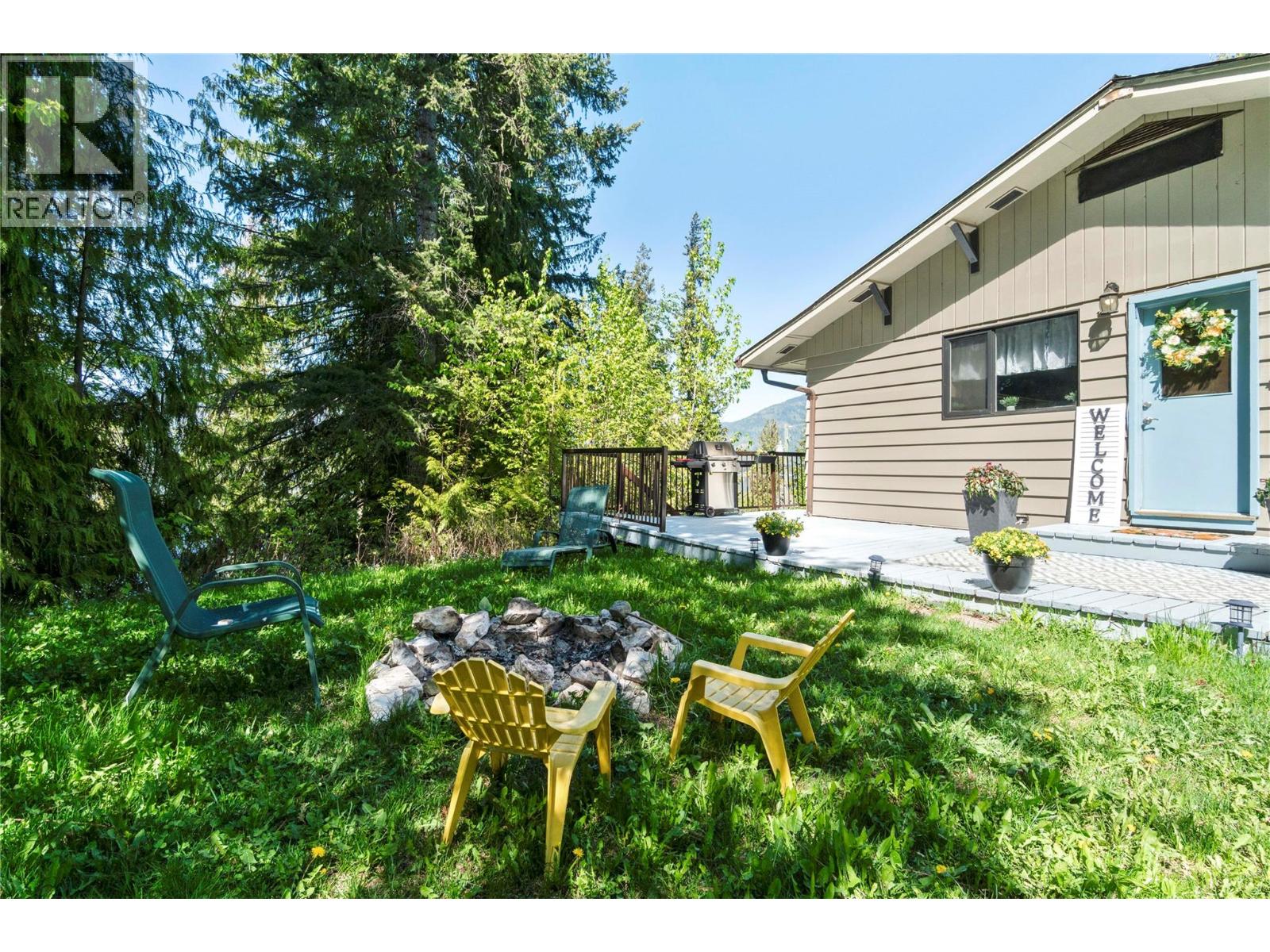 4265 Eagle Bay Road, Eagle Bay, British Columbia  V0E 1T0 - Photo 11 - 10385425