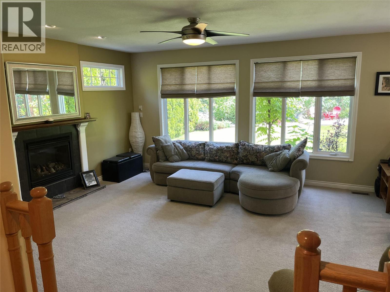2601 9th Avenue, Castlegar, British Columbia  V1N 2Y7 - Photo 4 - 10384900