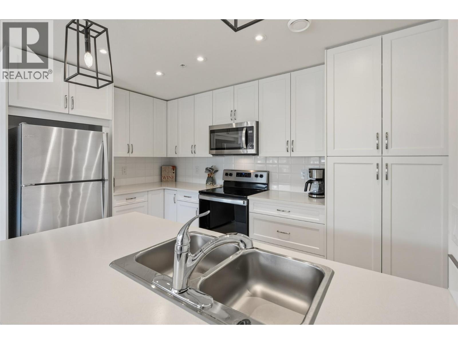 3346 Skaha Lake Road Unit# 703, Penticton, British Columbia  V2A 0H6 - Photo 26 - 10385765