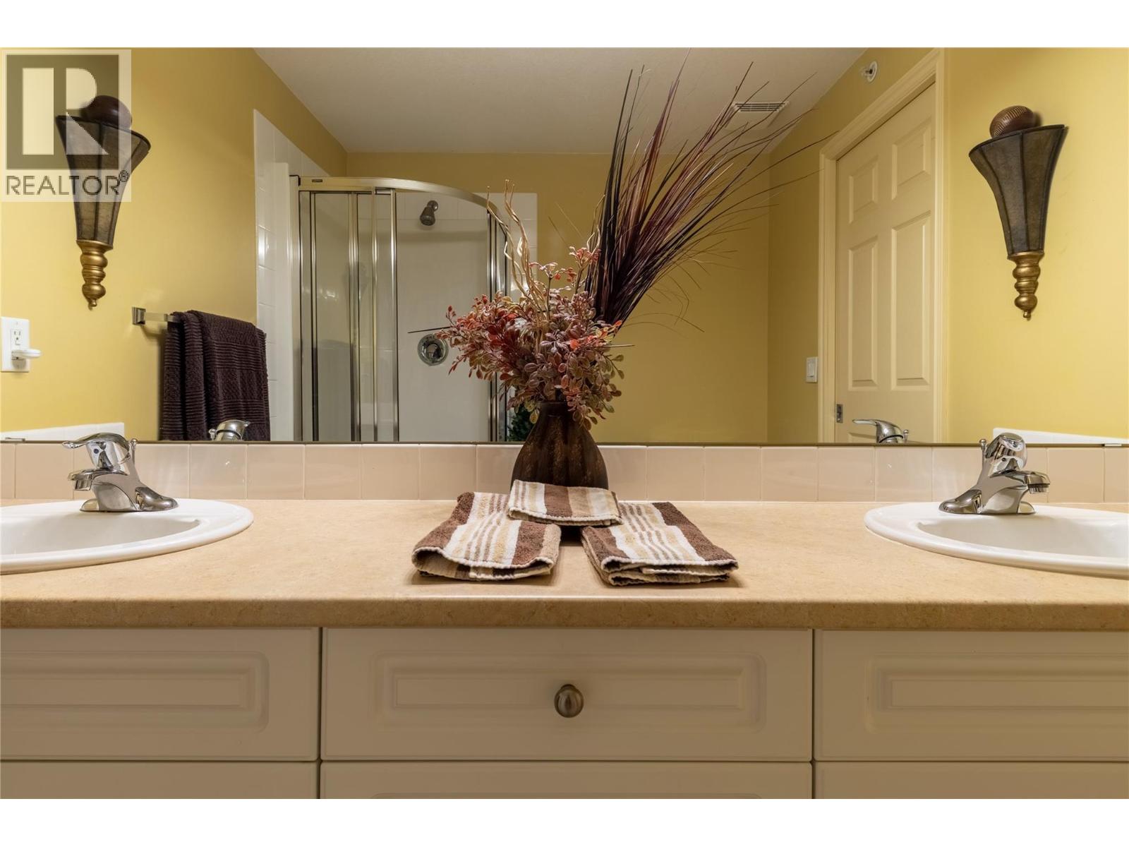 3570 Woodsdale Road Unit# 305, Lake Country, British Columbia  V4V 1Y9 - Photo 13 - 10385637