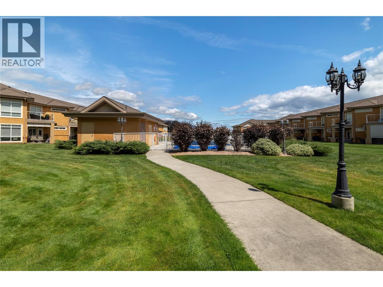 3570 Woodsdale Road Unit# 305, Lake Country, British Columbia  V4V 1Y9 - Photo 19 - 10385637