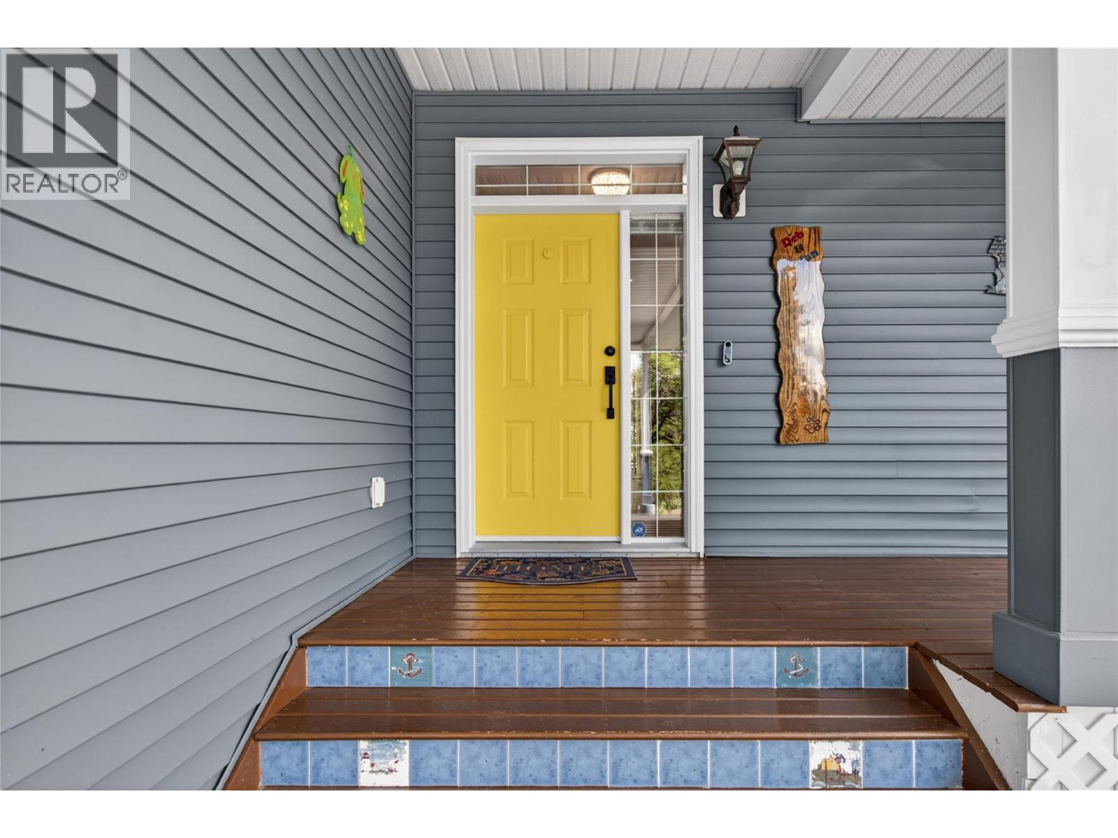 271 Heritage Boulevard, Okanagan Falls, British Columbia  V0H 1R3 - Photo 4 - 10385401