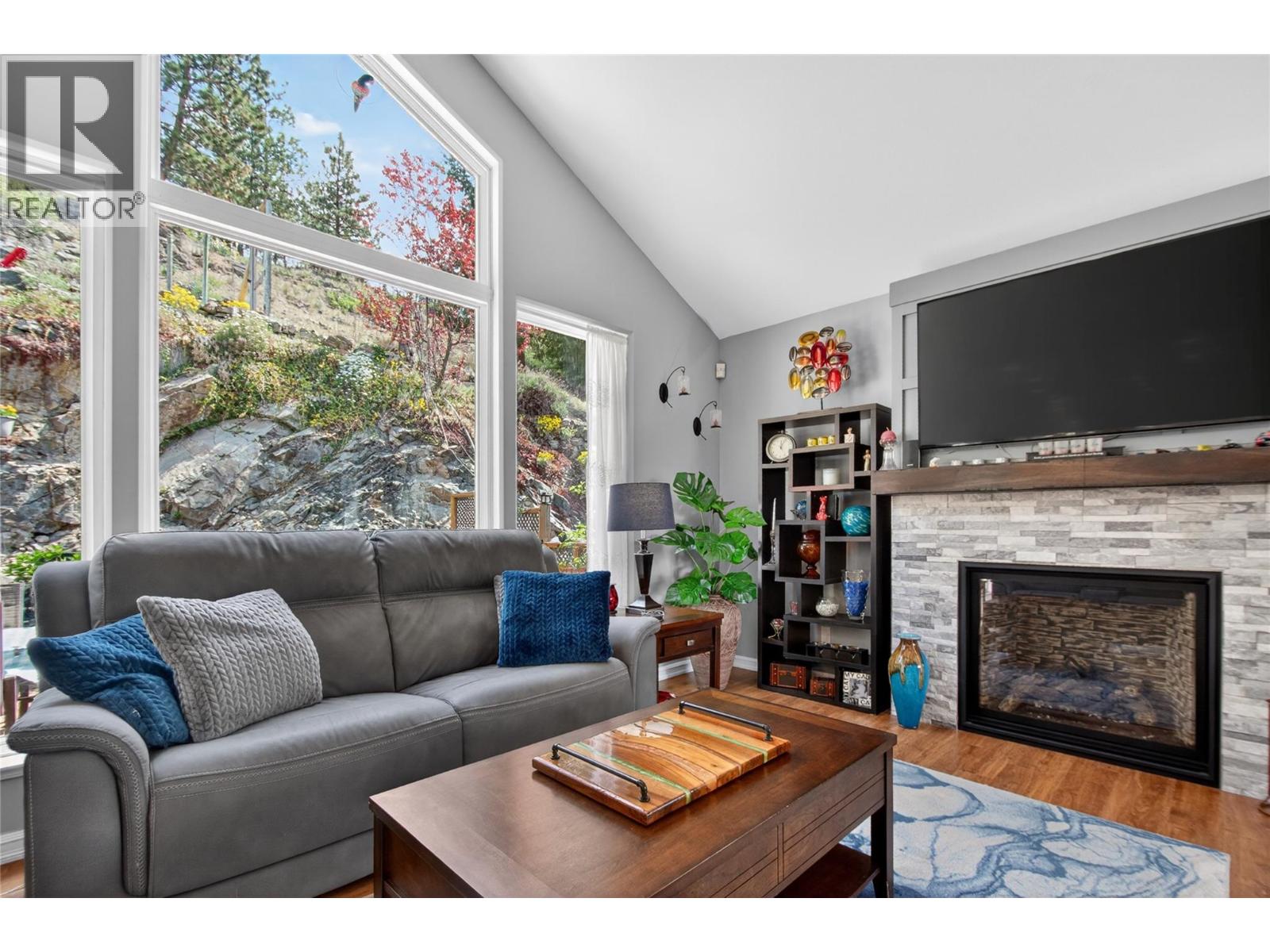 271 Heritage Boulevard, Okanagan Falls, British Columbia  V0H 1R3 - Photo 6 - 10385401