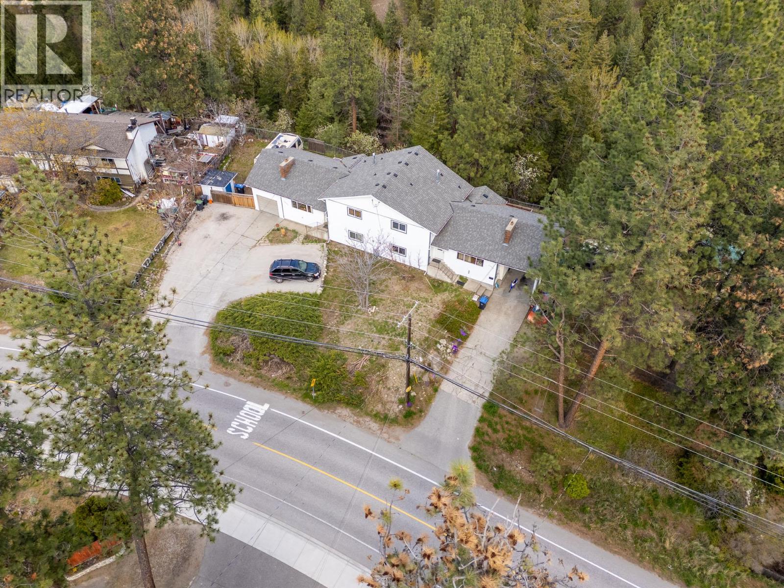 3395/3397 Webber Road, west kelowna, British Columbia