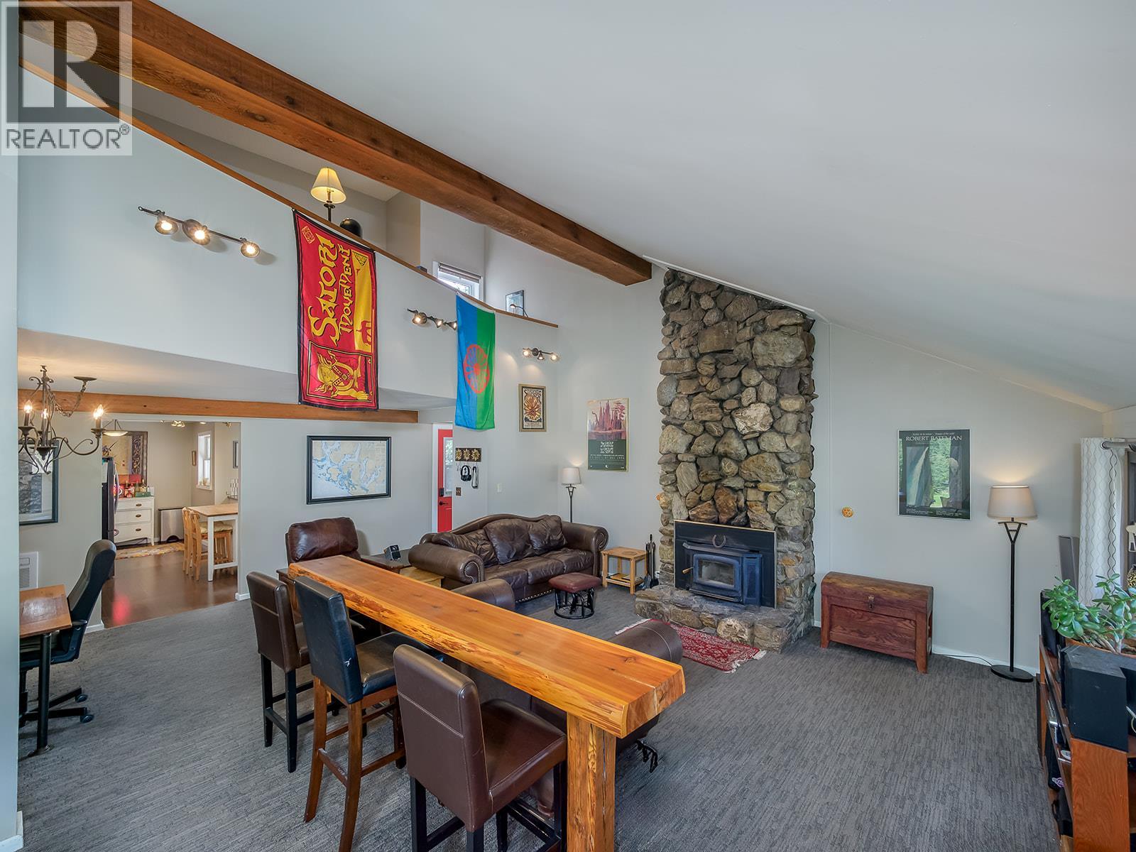 2468 Golden Donald Upper Road, Golden, British Columbia  V0A 1H1 - Photo 3 - 10385722