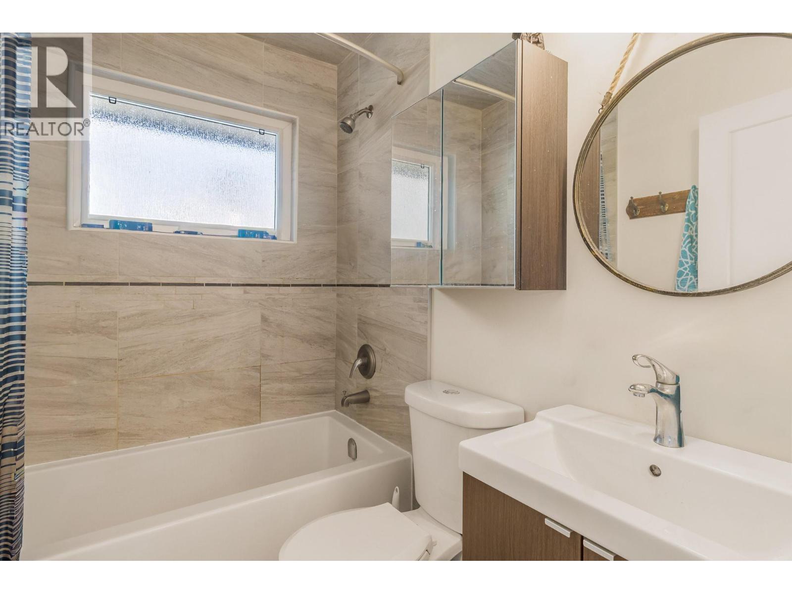 1892 Carruthers Street, Kelowna, British Columbia  V1Y 3B6 - Photo 12 - 10385715