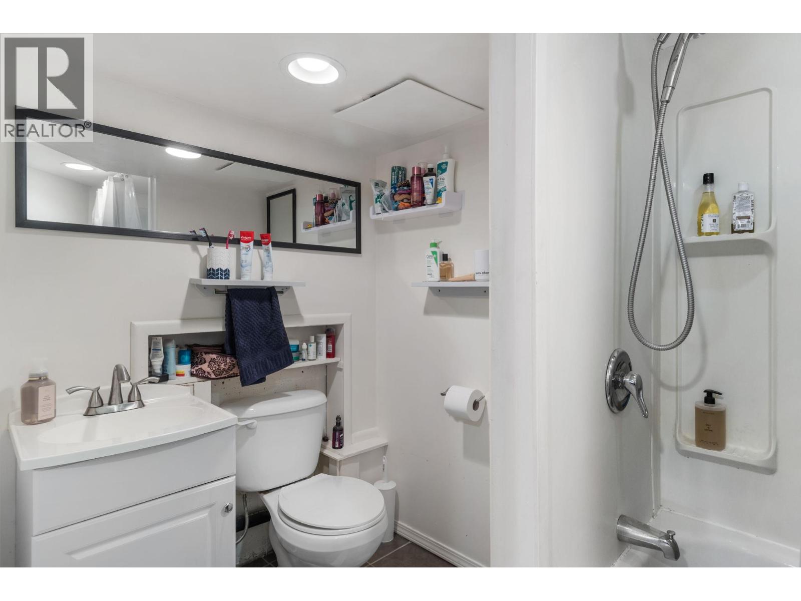 1892 Carruthers Street, Kelowna, British Columbia  V1Y 3B6 - Photo 19 - 10385715
