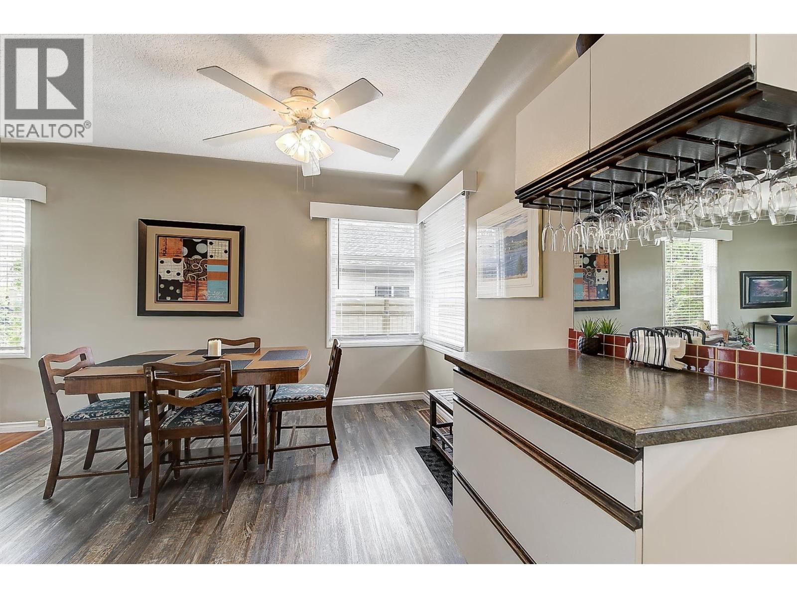 1040 Laurier Avenue, Kelowna, British Columbia  V1Y 6B1 - Photo 12 - 10385688