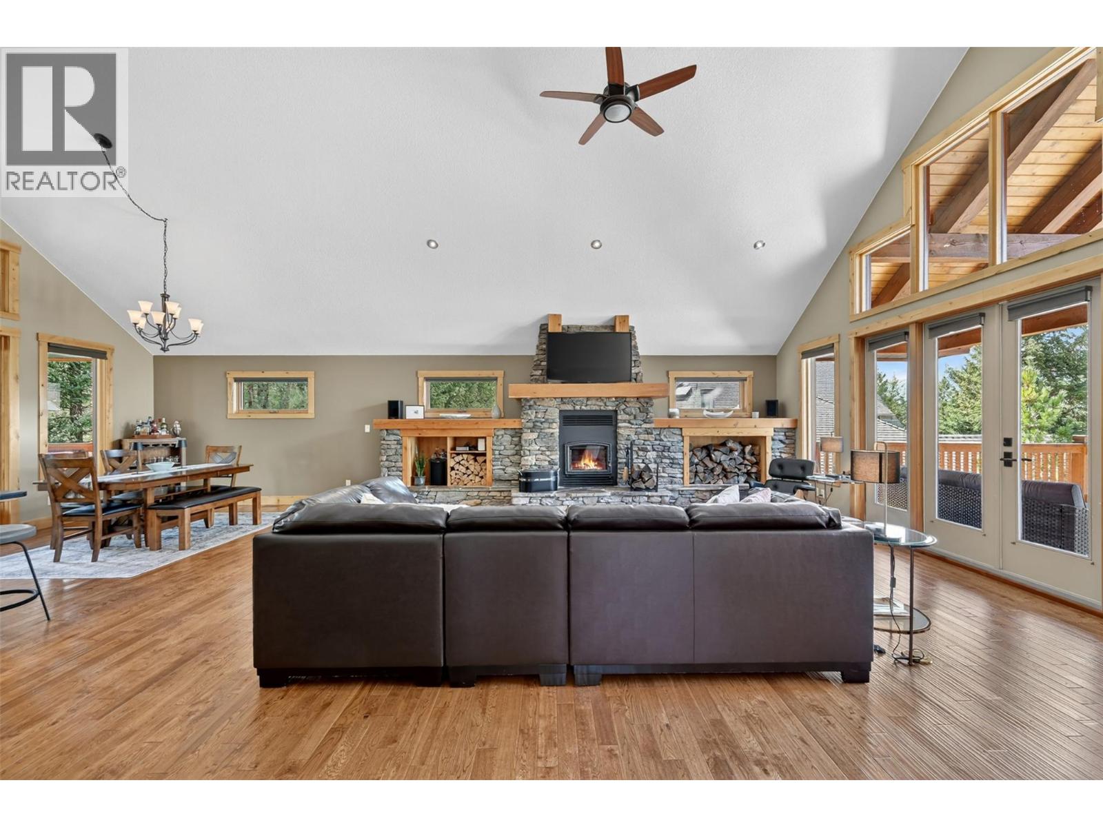 4812 Lakehill Road, Windermere, British Columbia  V0A 1K3 - Photo 16 - 10385619