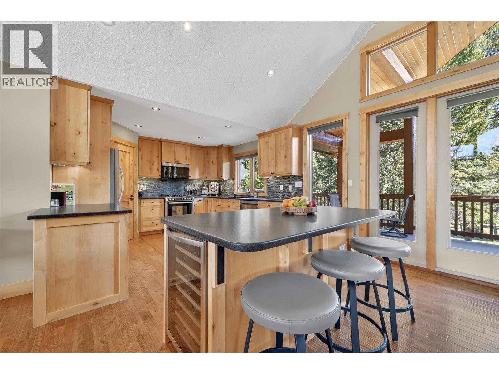 4812 Lakehill Road, Windermere, British Columbia  V0A 1K3 - Photo 25 - 10385619
