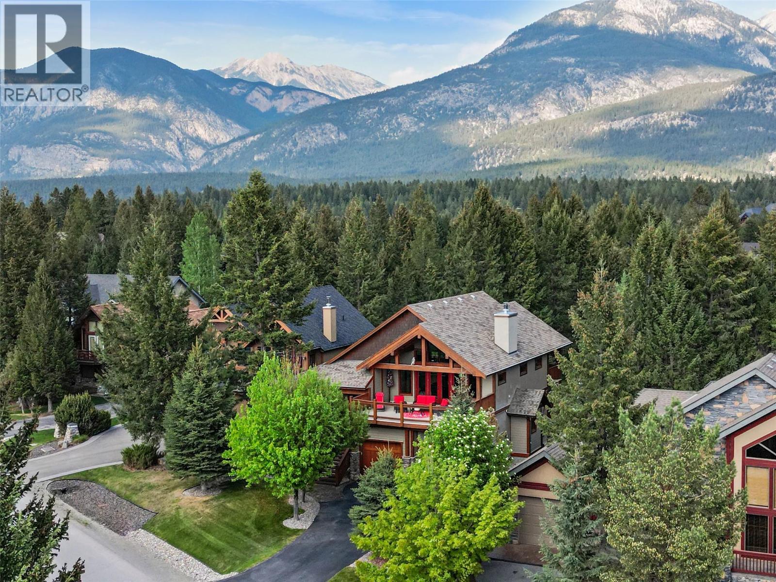 4812 Lakehill Road, Windermere, British Columbia  V0A 1K3 - Photo 3 - 10385619