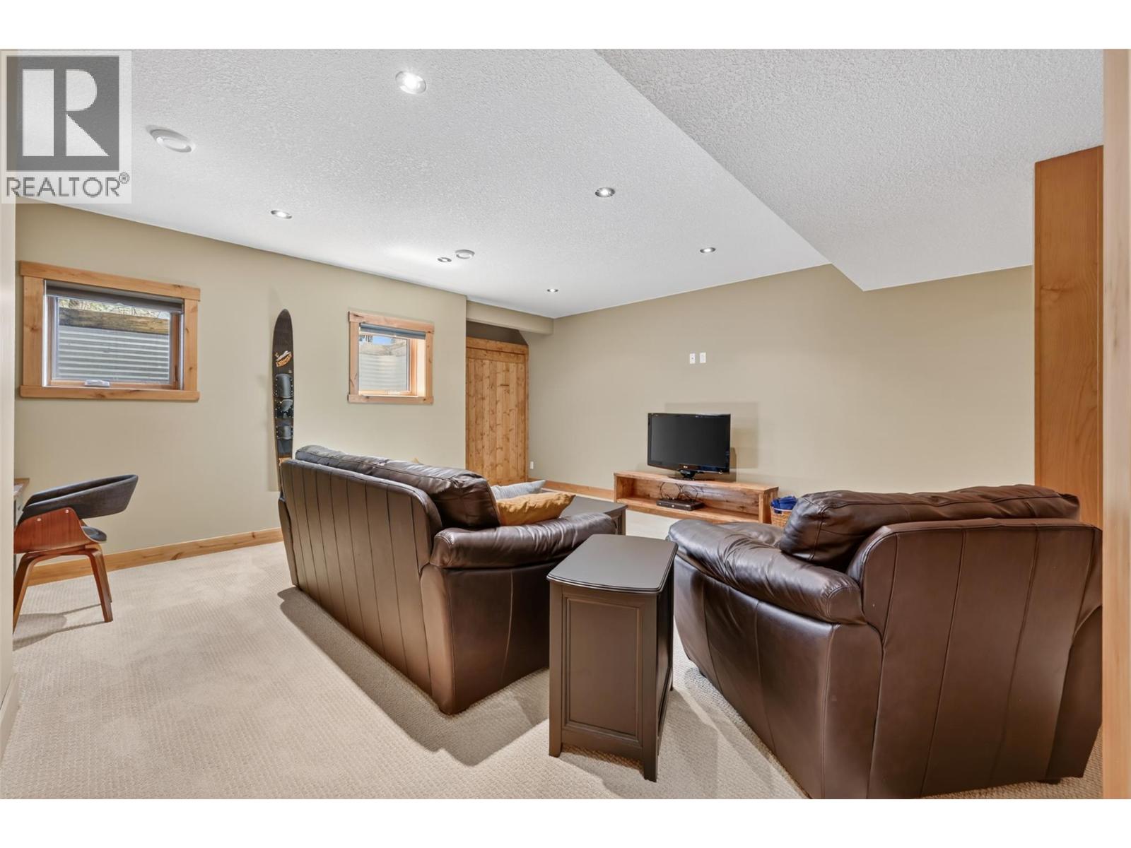 4812 Lakehill Road, Windermere, British Columbia  V0A 1K3 - Photo 55 - 10385619