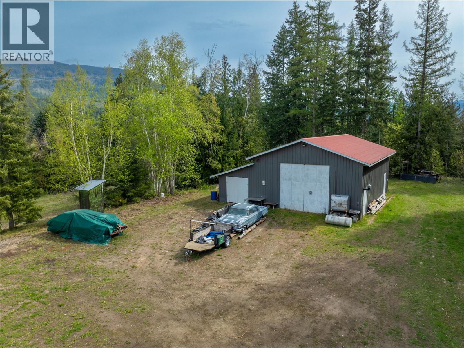 3381 Trinity Valley Road, Enderby, British Columbia  V0E 1V5 - Photo 2 - 10385584