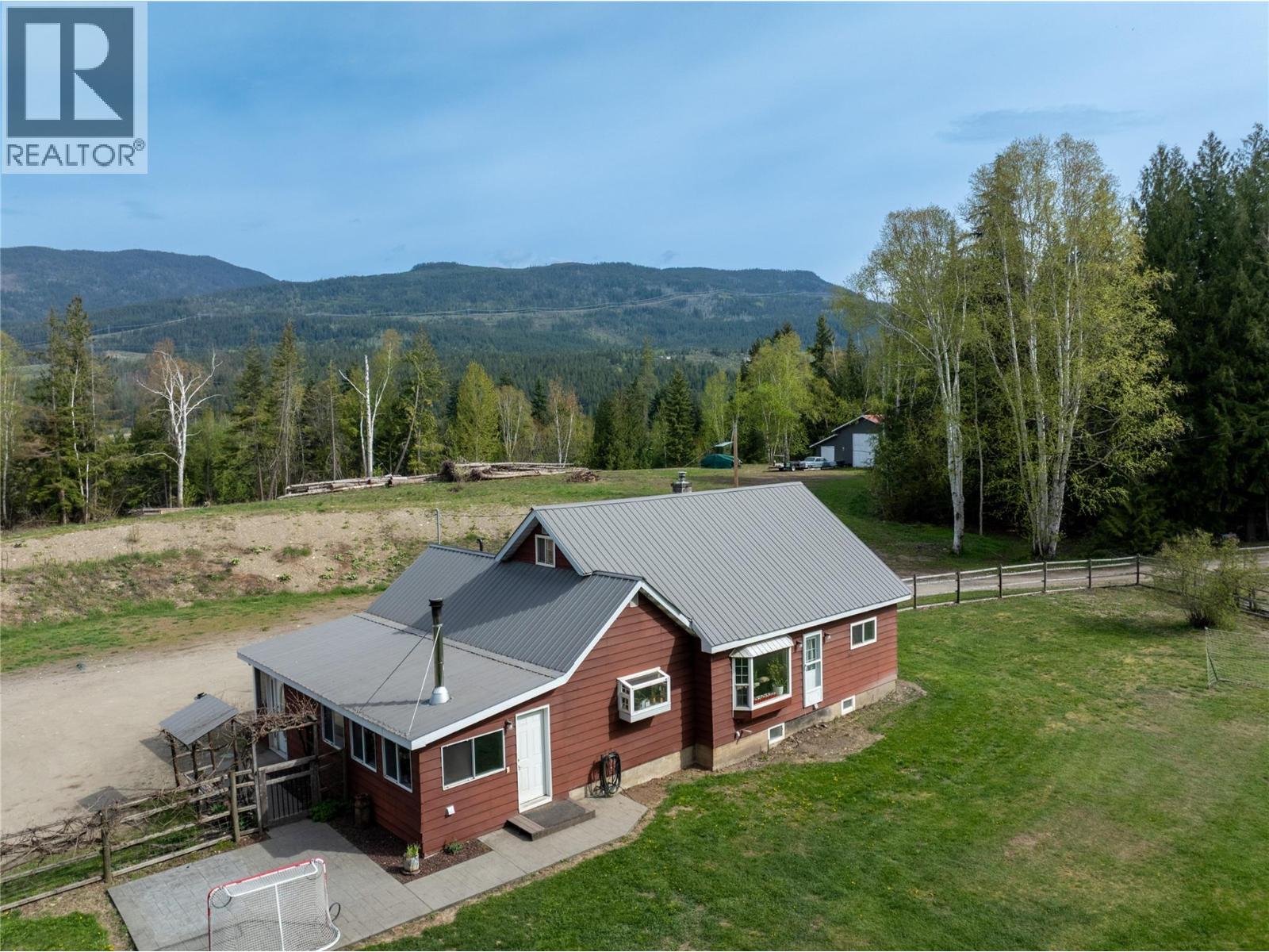 3381 Trinity Valley Road, Enderby, British Columbia  V0E 1V5 - Photo 52 - 10385584