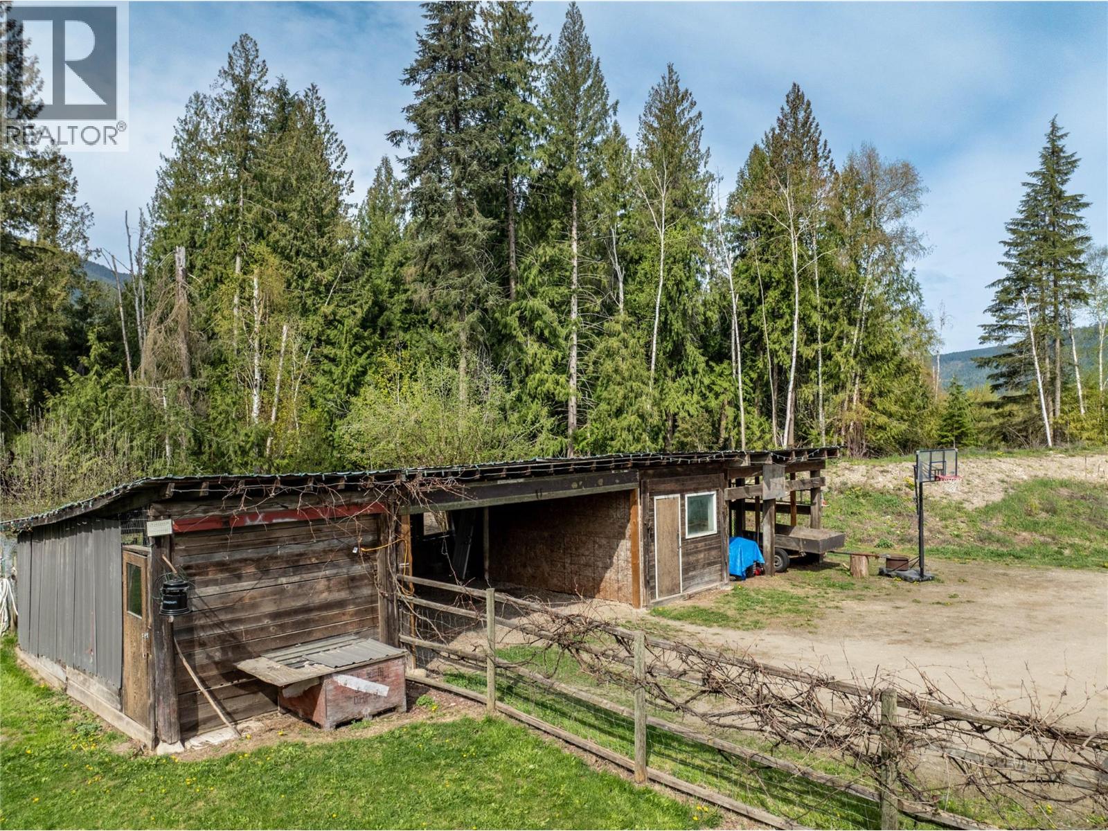 3381 Trinity Valley Road, Enderby, British Columbia  V0E 1V5 - Photo 65 - 10385584