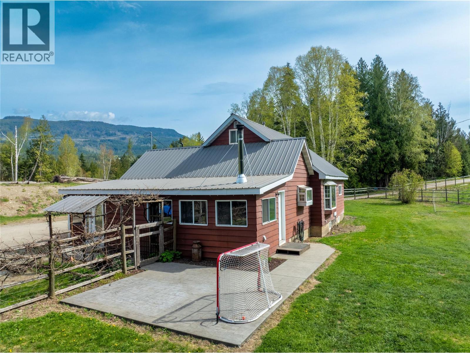 3381 Trinity Valley Road, Enderby, British Columbia  V0E 1V5 - Photo 66 - 10385584