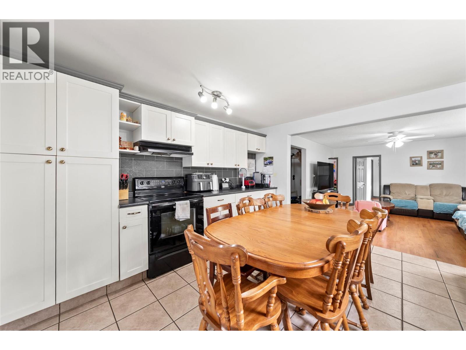 3381 Trinity Valley Road, Enderby, British Columbia  V0E 1V5 - Photo 9 - 10385584