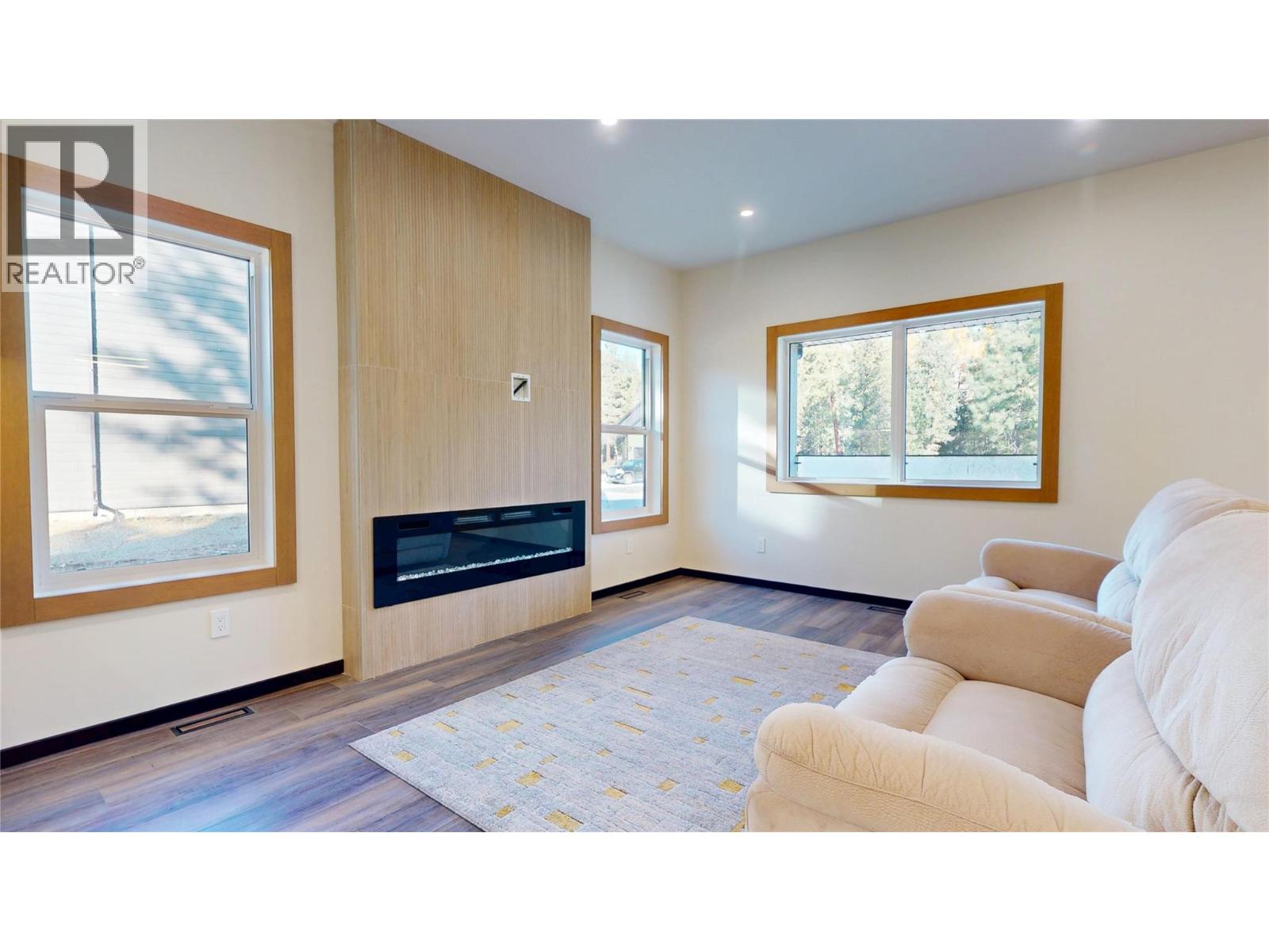 109 River Drive, Cranbrook, British Columbia  V1C 0C6 - Photo 5 - 10385704