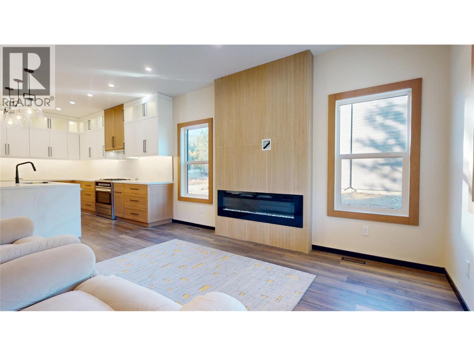 109 River Drive, Cranbrook, British Columbia  V1C 0C6 - Photo 6 - 10385704