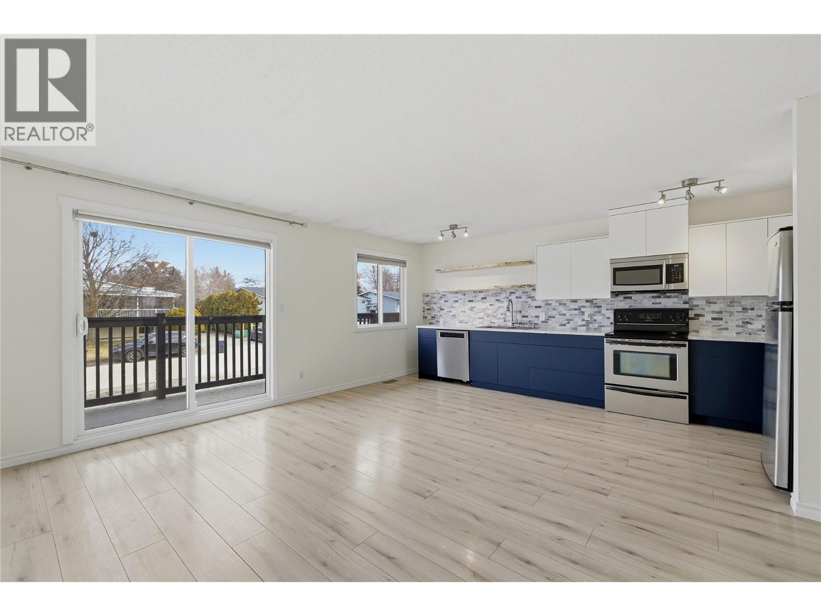 877 Tataryn Road, Kelowna, British Columbia  V1X 1N6 - Photo 15 - 10385644