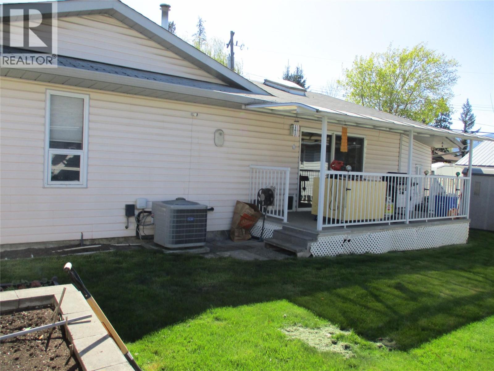106 Crescent Drive, Enderby, British Columbia  V4Y 4A5 - Photo 21 - 10385113