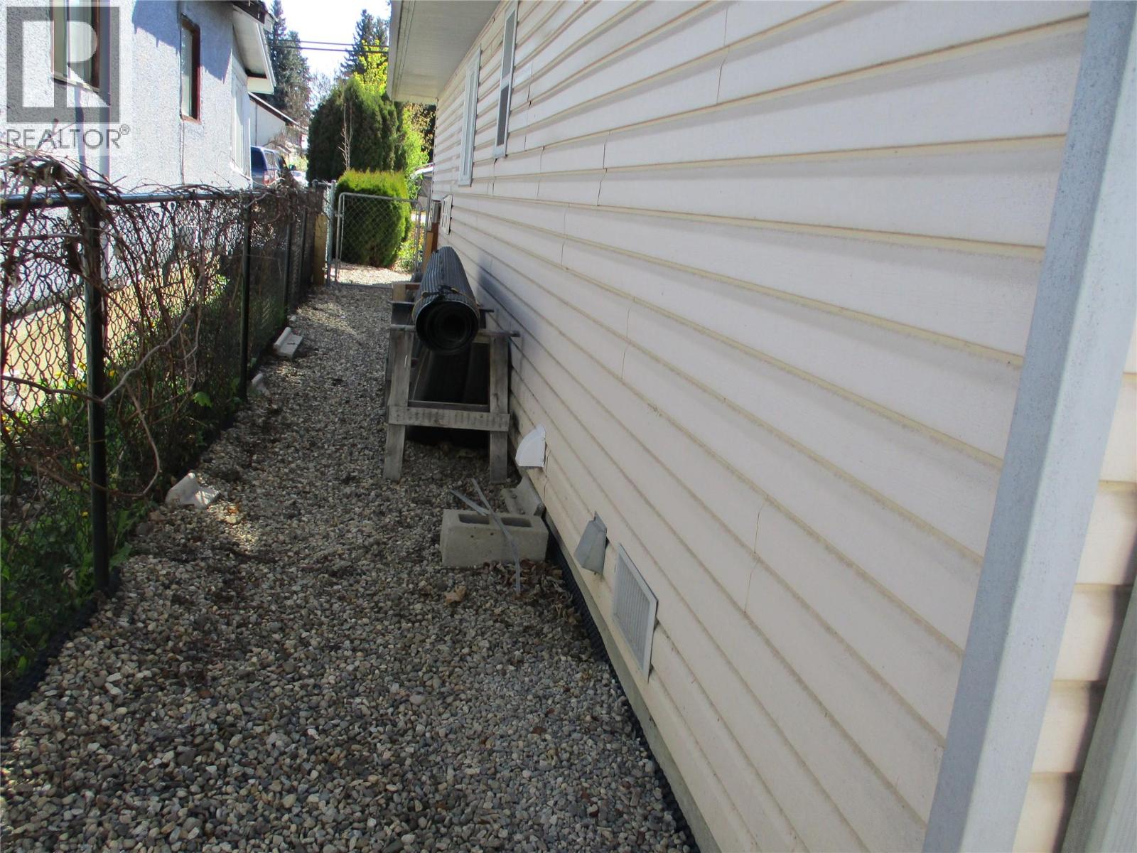 106 Crescent Drive, Enderby, British Columbia  V4Y 4A5 - Photo 22 - 10385113