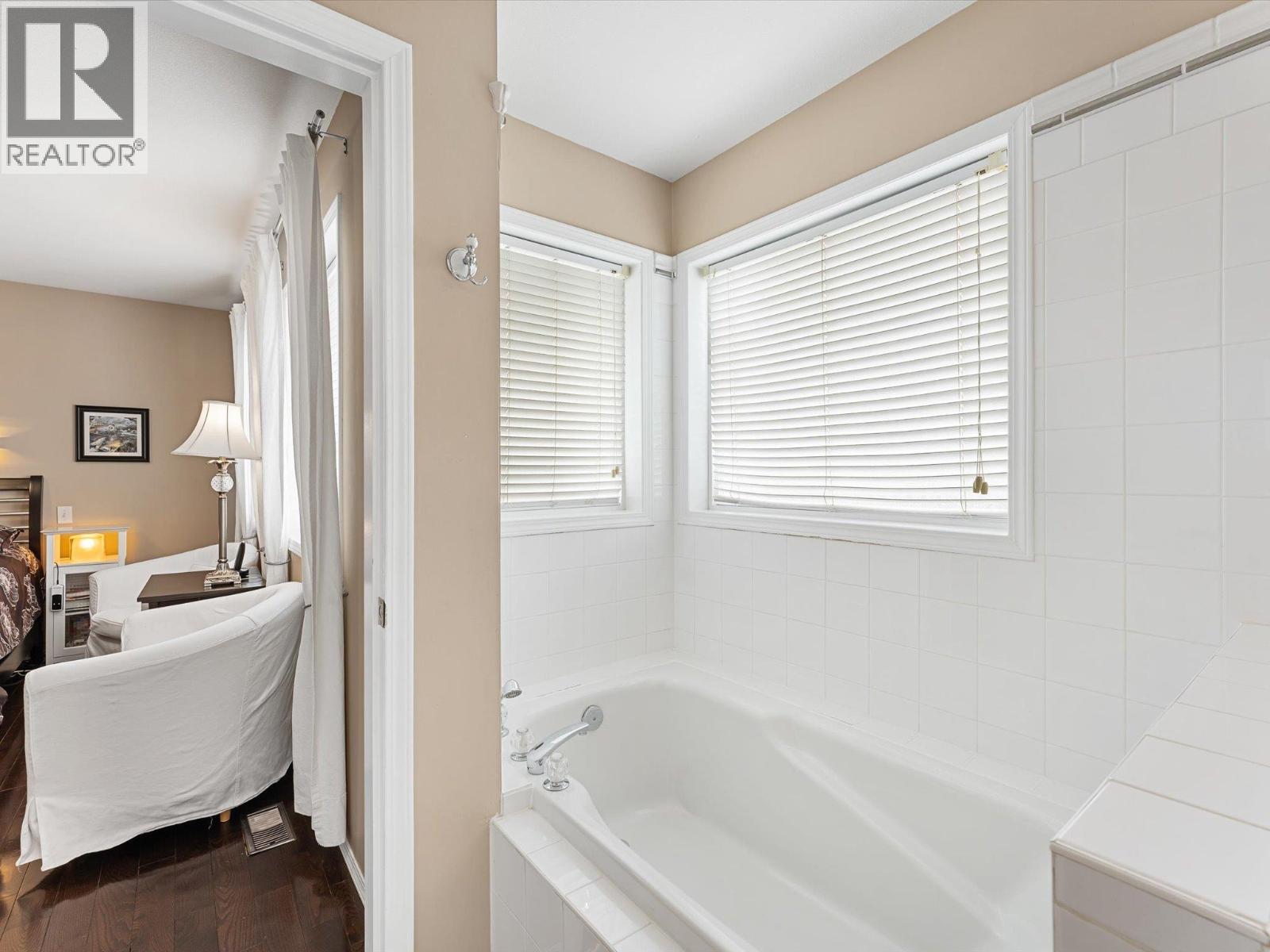 4632 Gordon Drive, Kelowna, British Columbia  V1W 1T6 - Photo 28 - 10385783