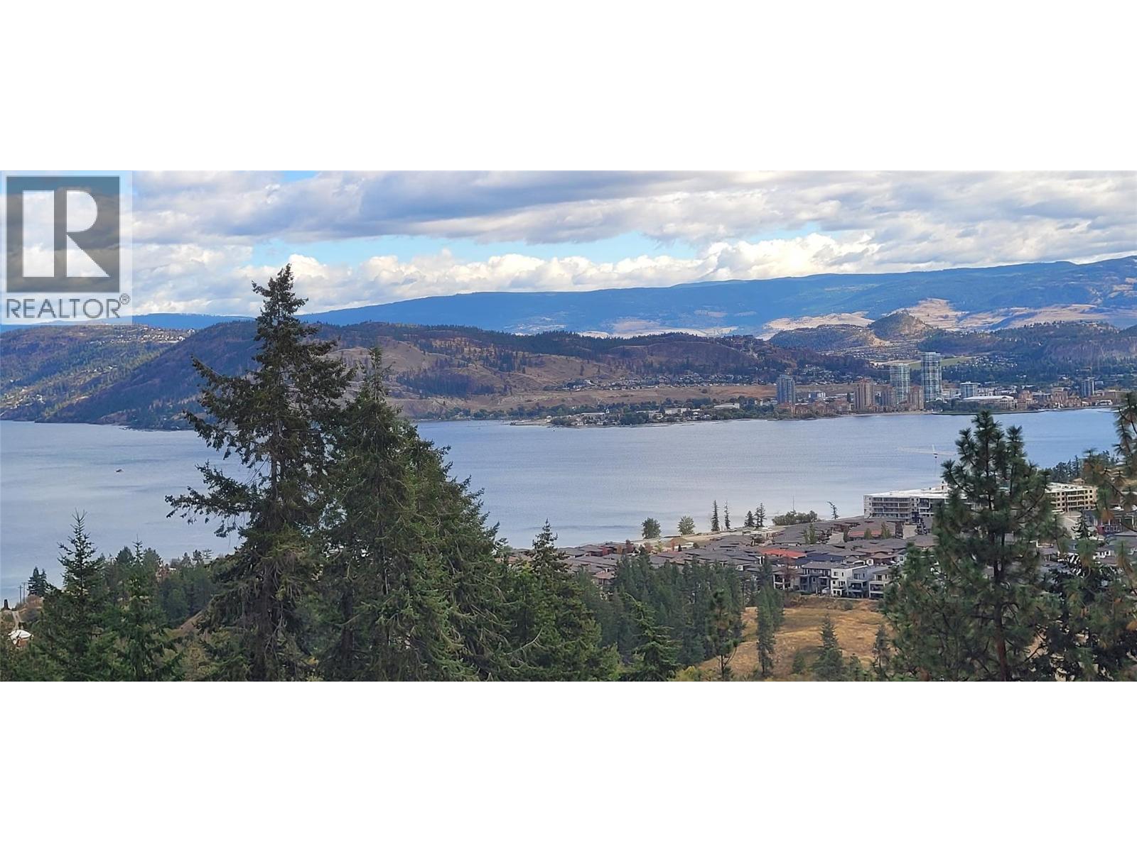1712 Scott Crescent Unit# 35, west kelowna, British Columbia