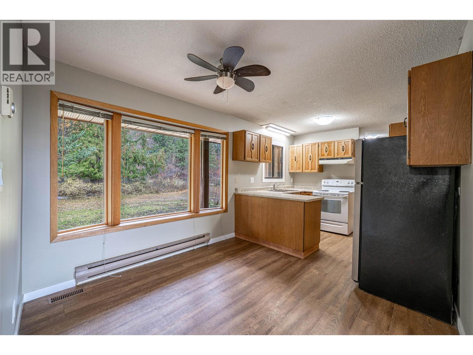 4358 Chamberlain Road, Spallumcheen, British Columbia  V4Y 0M1 - Photo 15 - 10385466