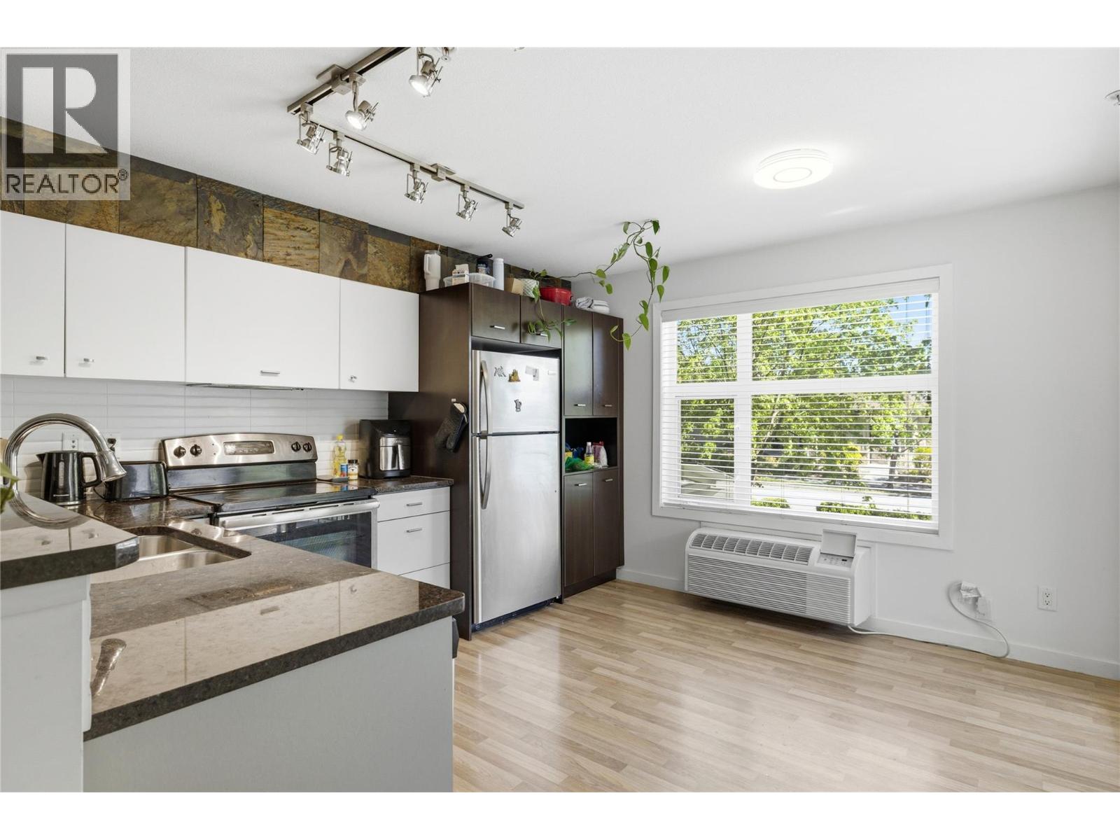 547 Yates Road Unit# 214, Kelowna, British Columbia  V1V 2T9 - Photo 7 - 10385193