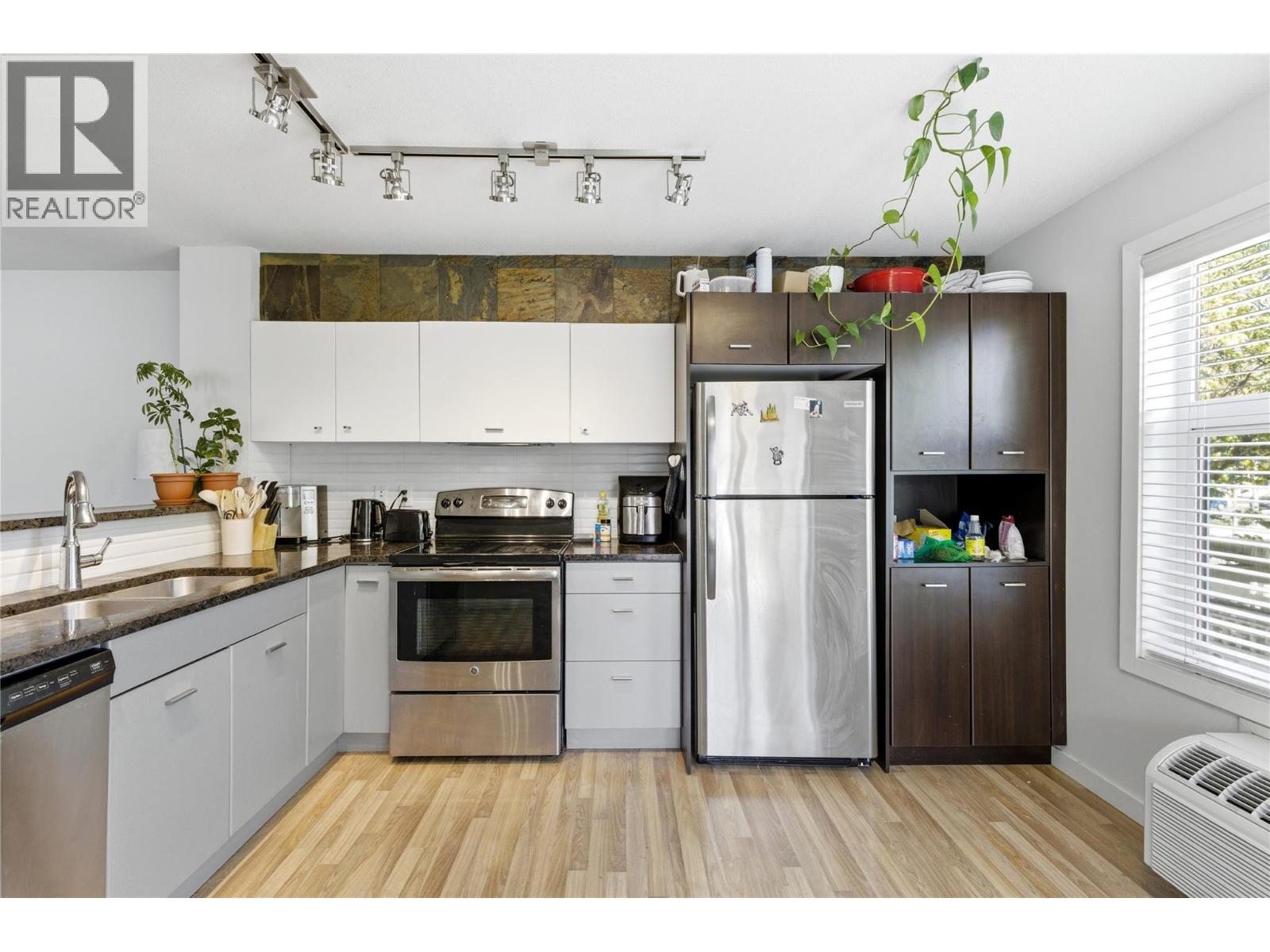 547 Yates Road Unit# 214, Kelowna, British Columbia  V1V 2T9 - Photo 8 - 10385193