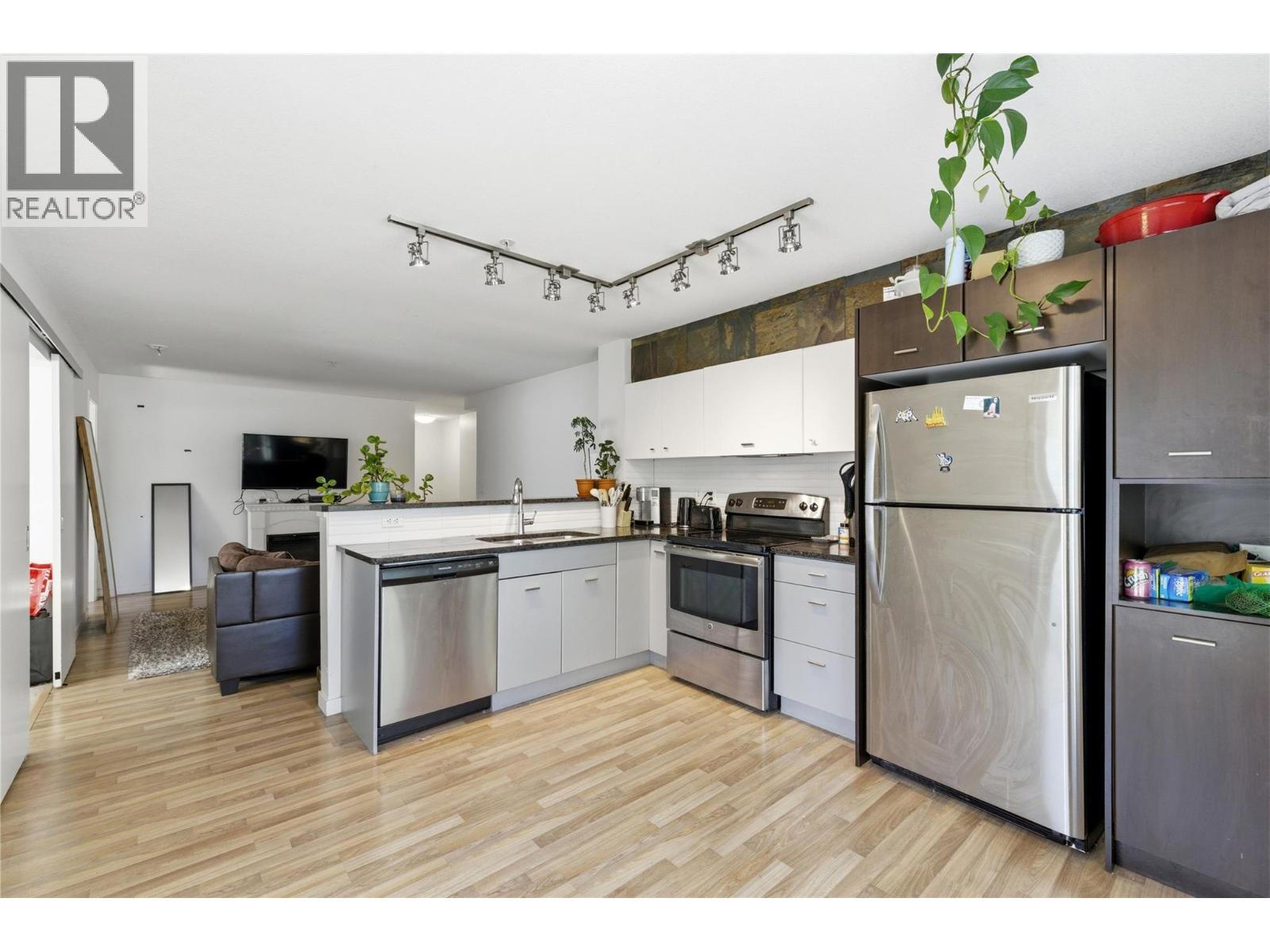 547 Yates Road Unit# 214, Kelowna, British Columbia  V1V 2T9 - Photo 9 - 10385193