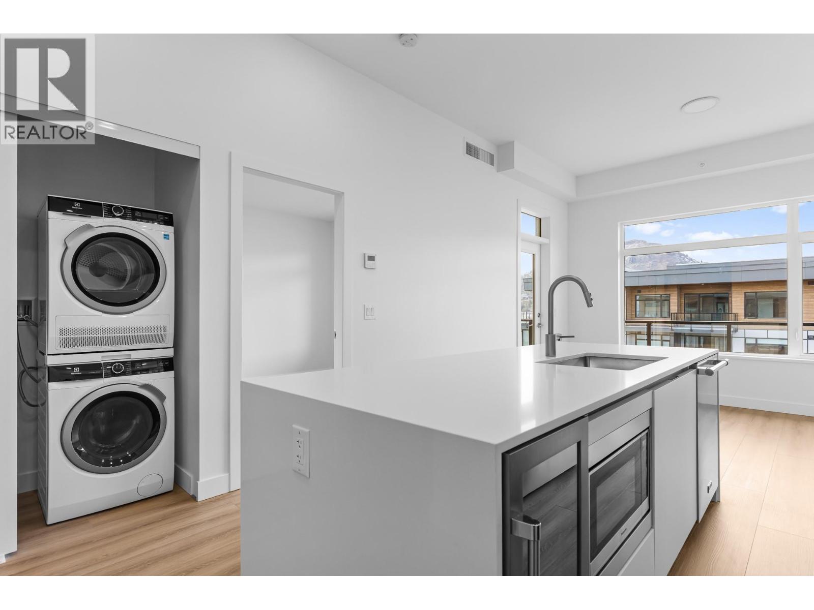 2780 Olalla Road Unit# 603, West Kelowna, British Columbia  V1Z 2A9 - Photo 2 - 10385798