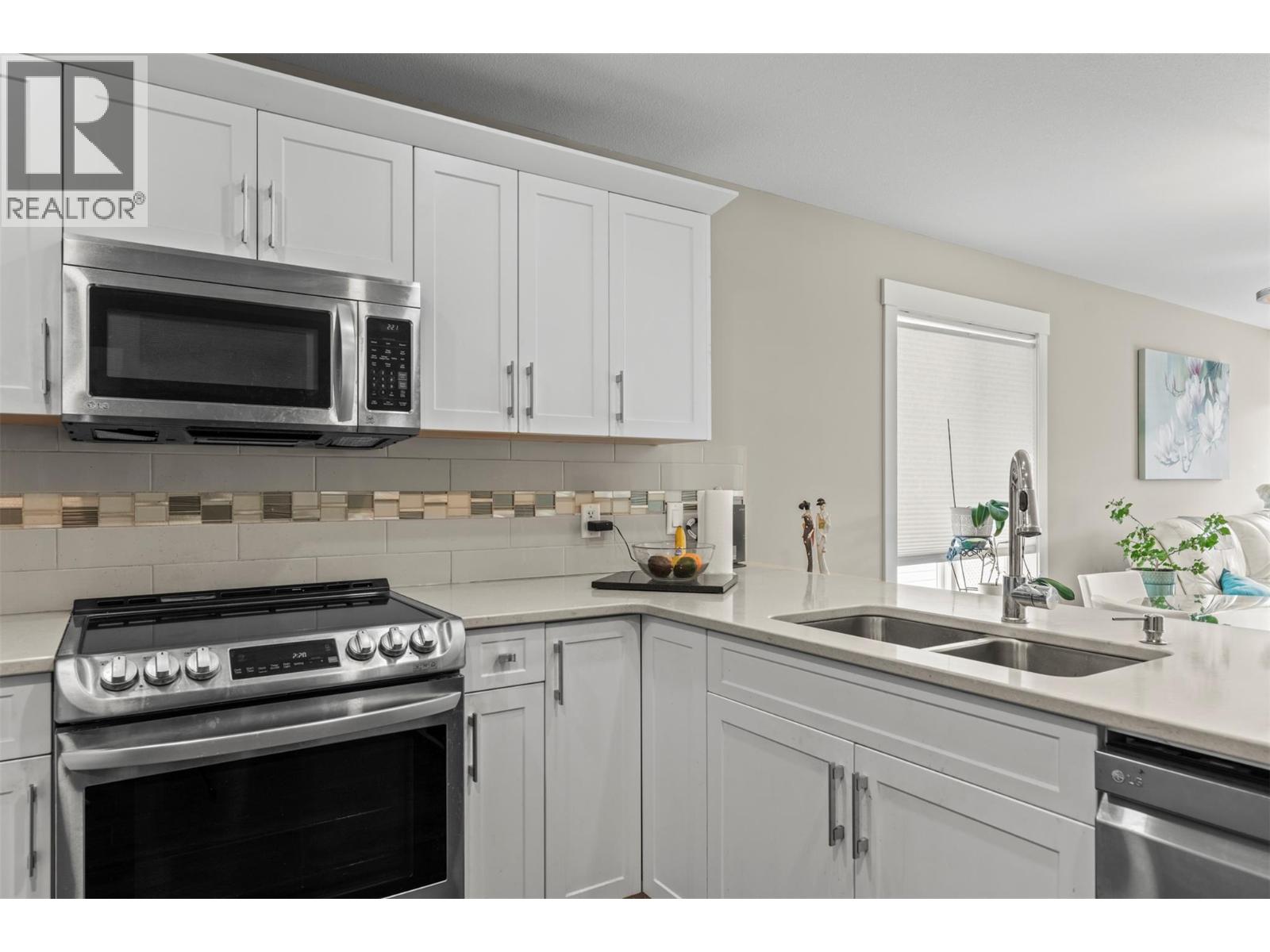 2100 55 Avenue Unit# 55, Vernon, British Columbia  V1T 9Y6 - Photo 6 - 10385792