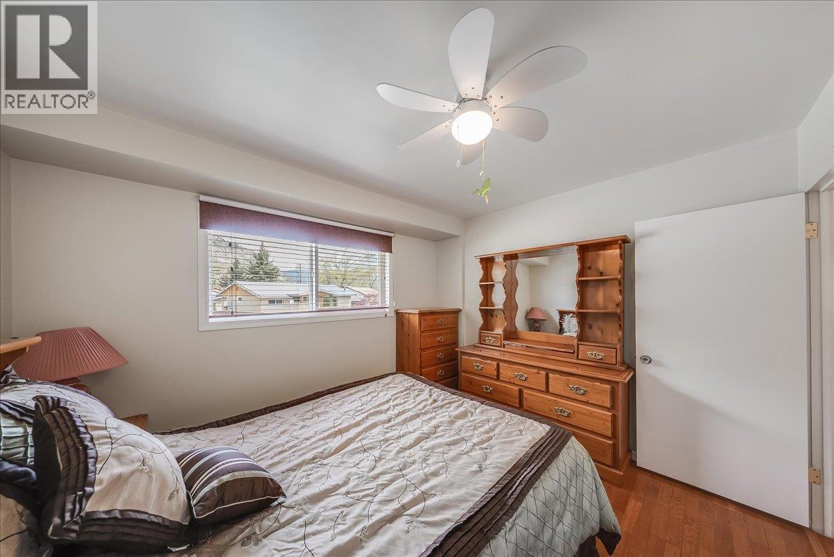 1107 Marianna Crescent, Trail, British Columbia  V1R 1C6 - Photo 13 - 10385672
