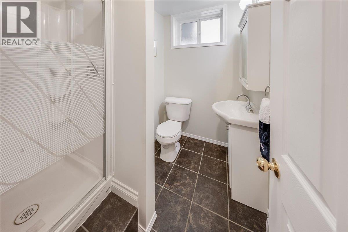 1107 Marianna Crescent, Trail, British Columbia  V1R 1C6 - Photo 22 - 10385672