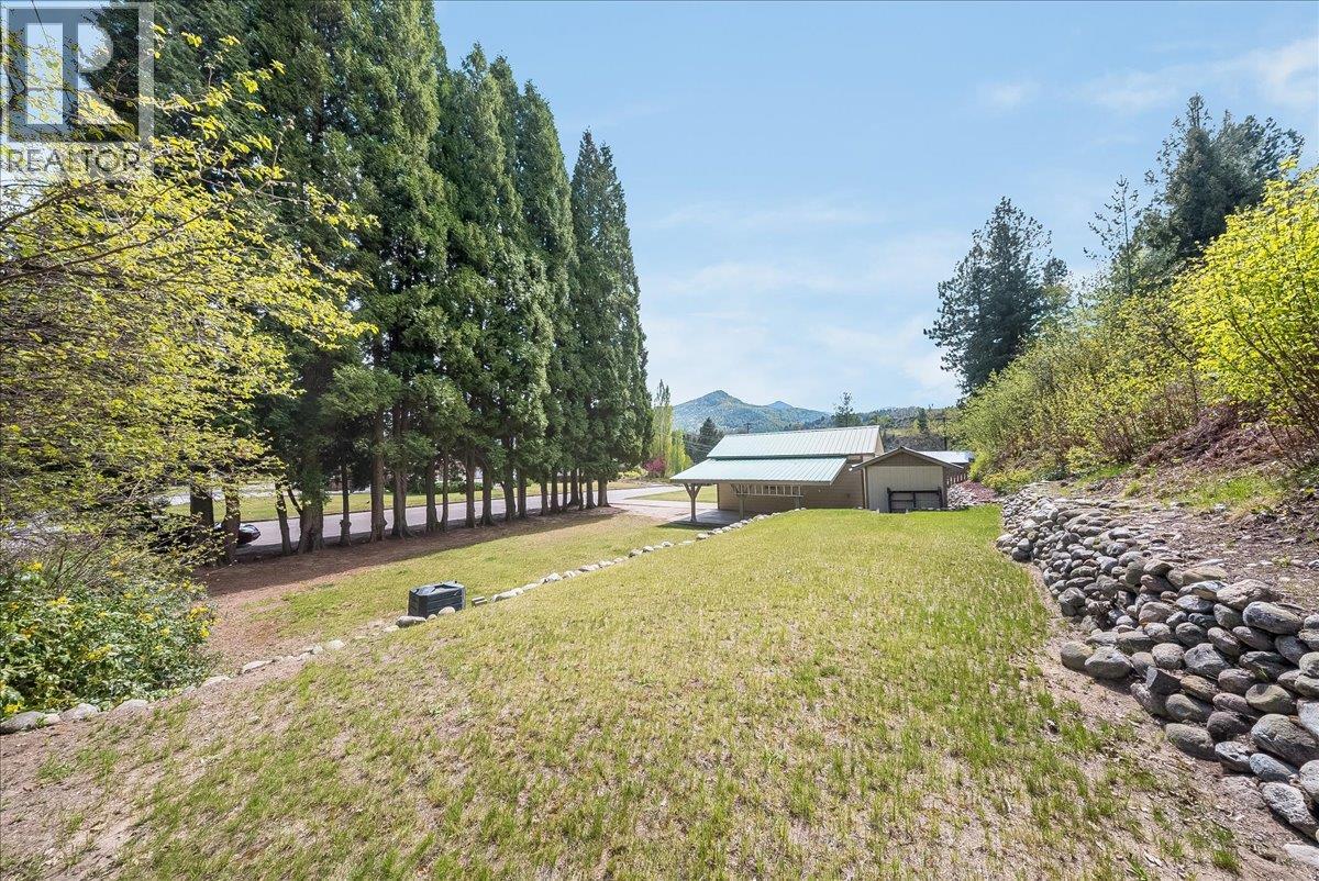 1107 Marianna Crescent, Trail, British Columbia  V1R 1C6 - Photo 27 - 10385672