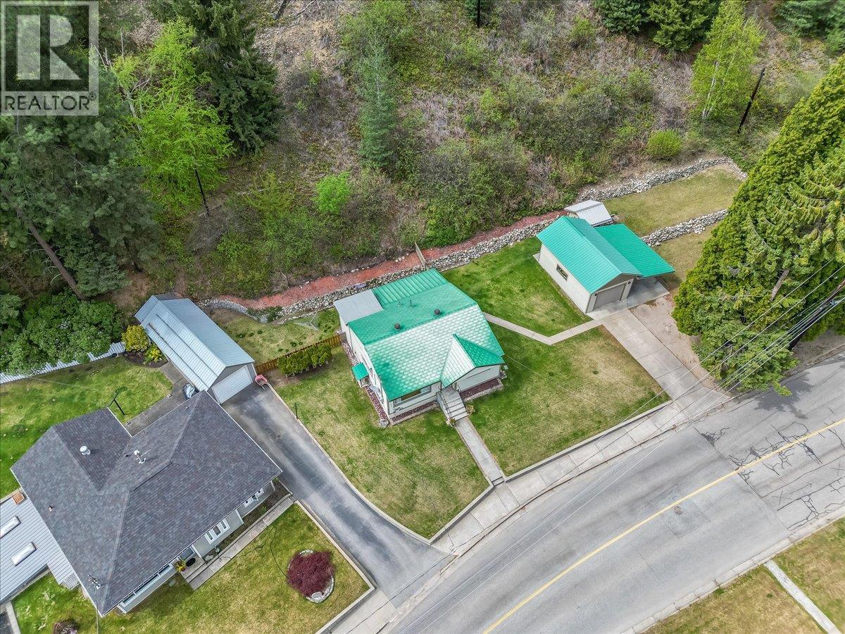 1107 Marianna Crescent, Trail, British Columbia  V1R 1C6 - Photo 47 - 10385672