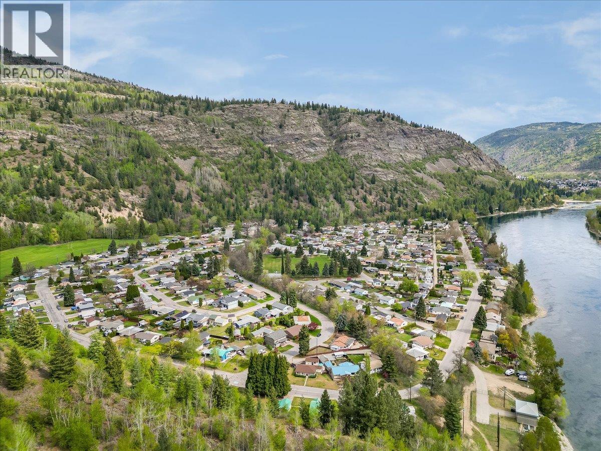 1107 Marianna Crescent, Trail, British Columbia  V1R 1C6 - Photo 50 - 10385672