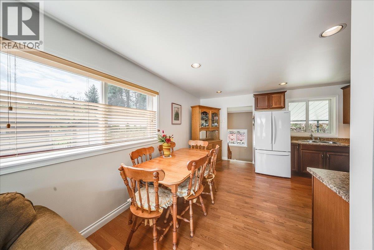1107 Marianna Crescent, Trail, British Columbia  V1R 1C6 - Photo 7 - 10385672