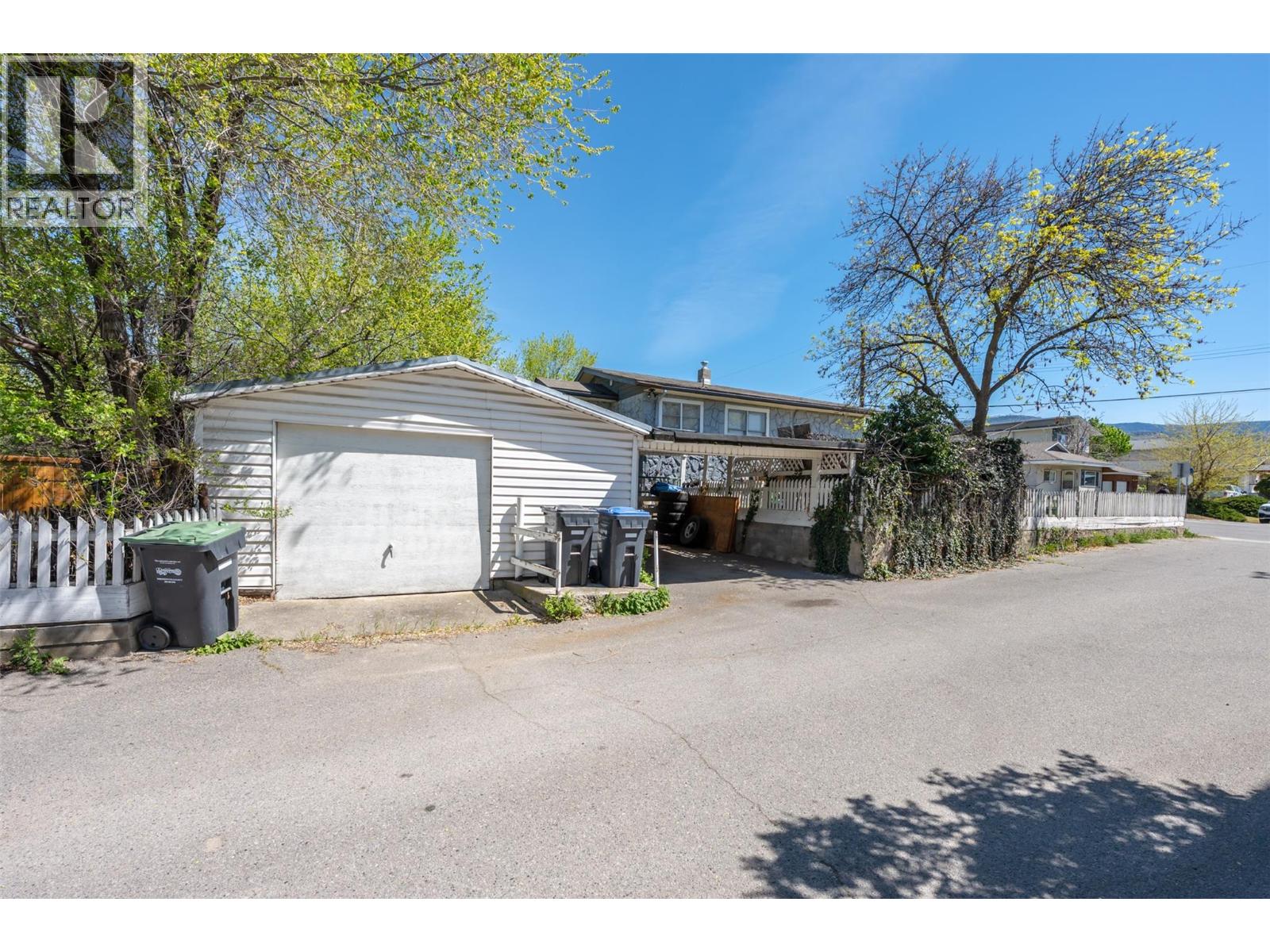 591 Gahan Avenue, Penticton, British Columbia  V2A 2C6 - Photo 38 - 10385259