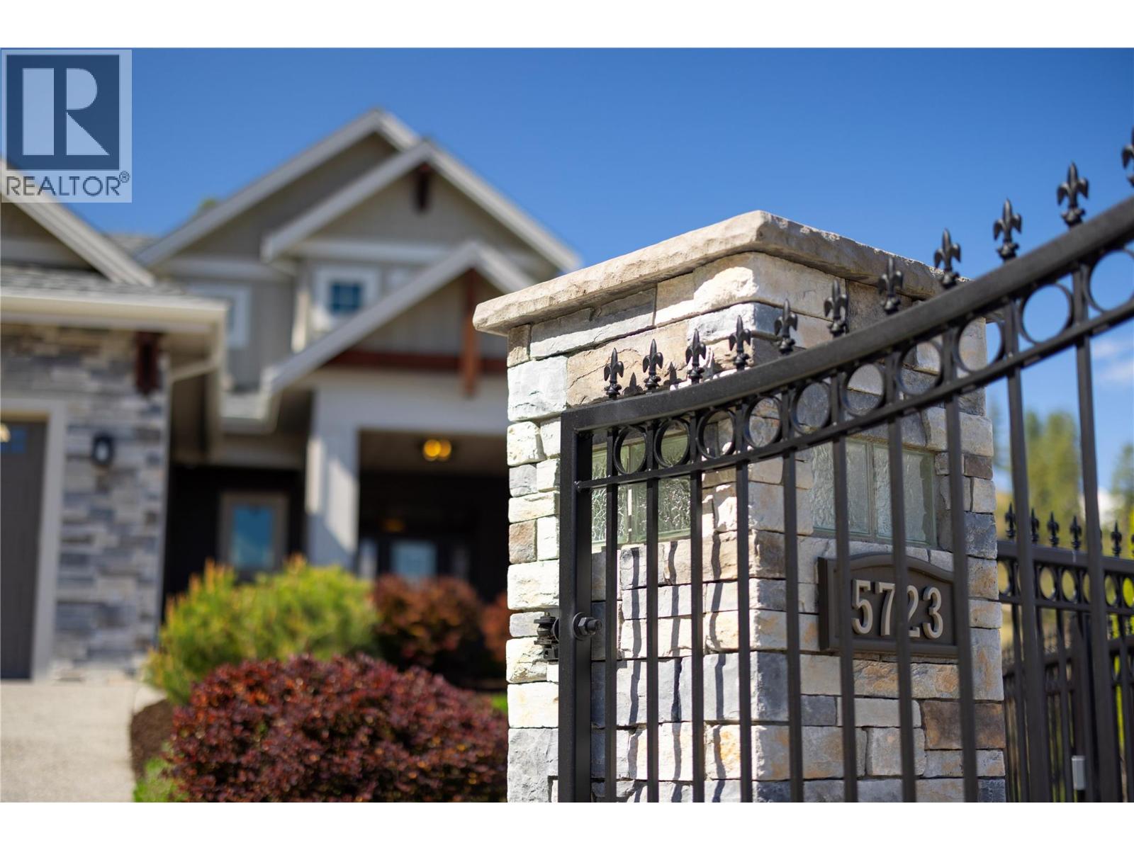 5723 Jasper Way, kelowna, British Columbia