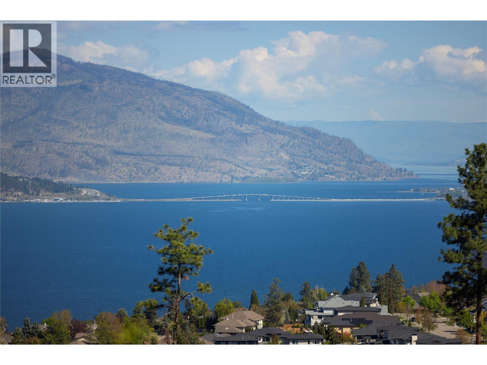 5723 Jasper Way, Kelowna, British Columbia  V1W 5L7 - Photo 4 - 10385630
